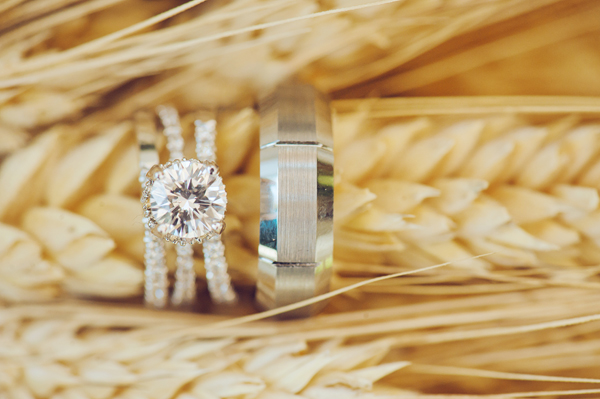 vintage-chic-spring-time-wedding