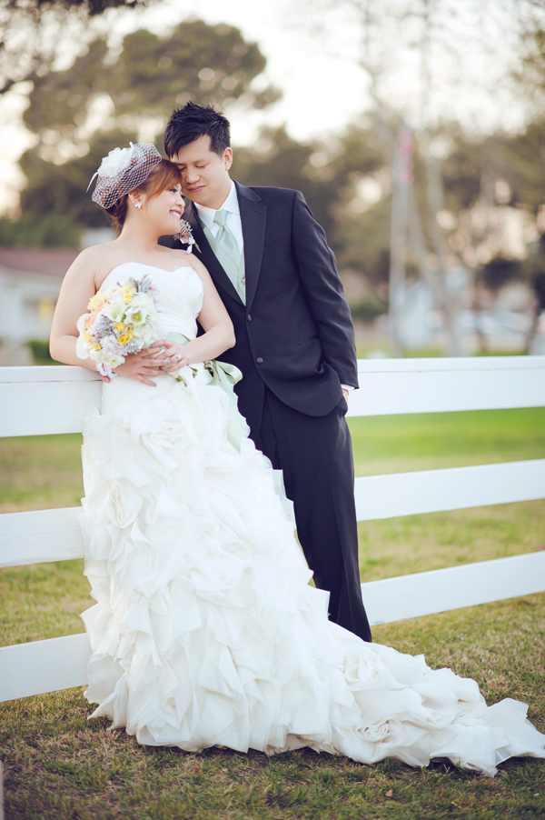 vintage-chic-spring-time-wedding