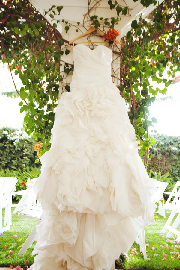 vintage-chic-spring-time-wedding