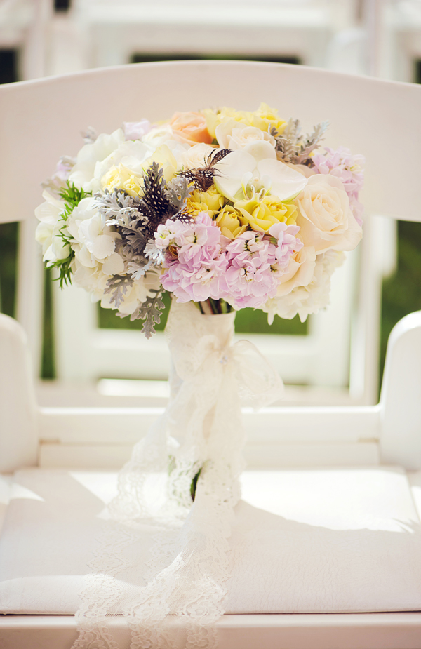 vintage-chic-spring-time-wedding