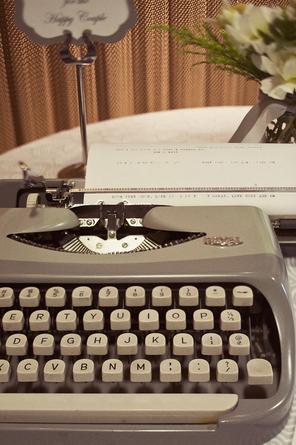 vintage-wedding-in-the-city-from