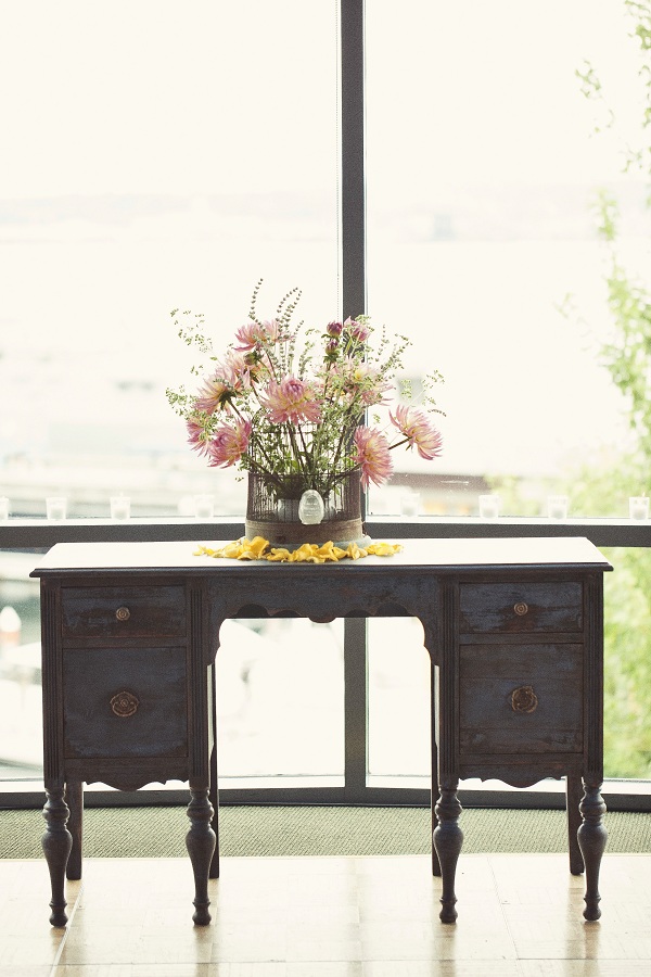 vintage-wedding-in-the-city-from