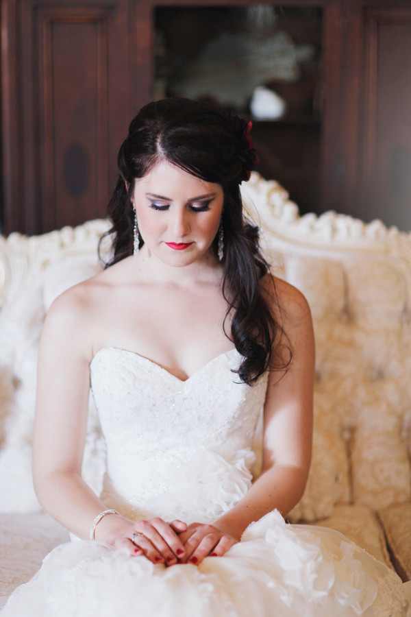 a-diy-purple-rustic-wedding