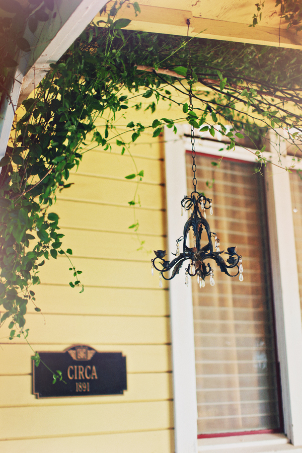 a-diy-purple-rustic-wedding