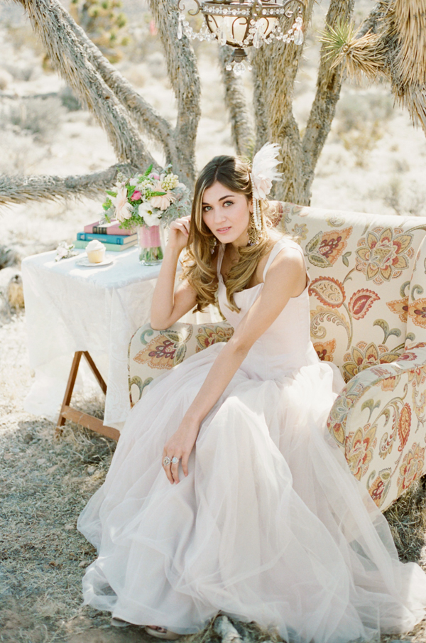 desert-bridal-shoot