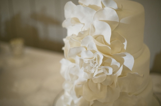 Elegant wedding cake with delicate sugar flower detail