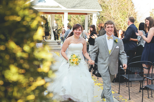 homespun-yellow-wedding-ideas