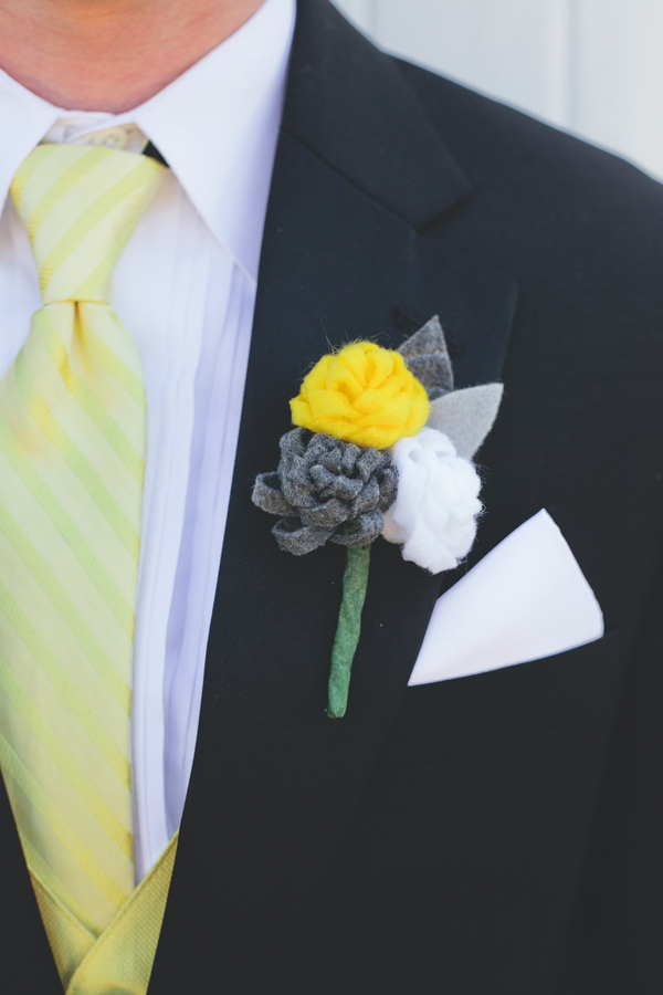 homespun-yellow-wedding-ideas