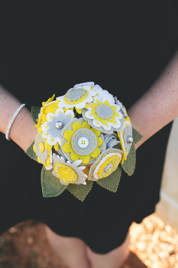 homespun-yellow-wedding-ideas