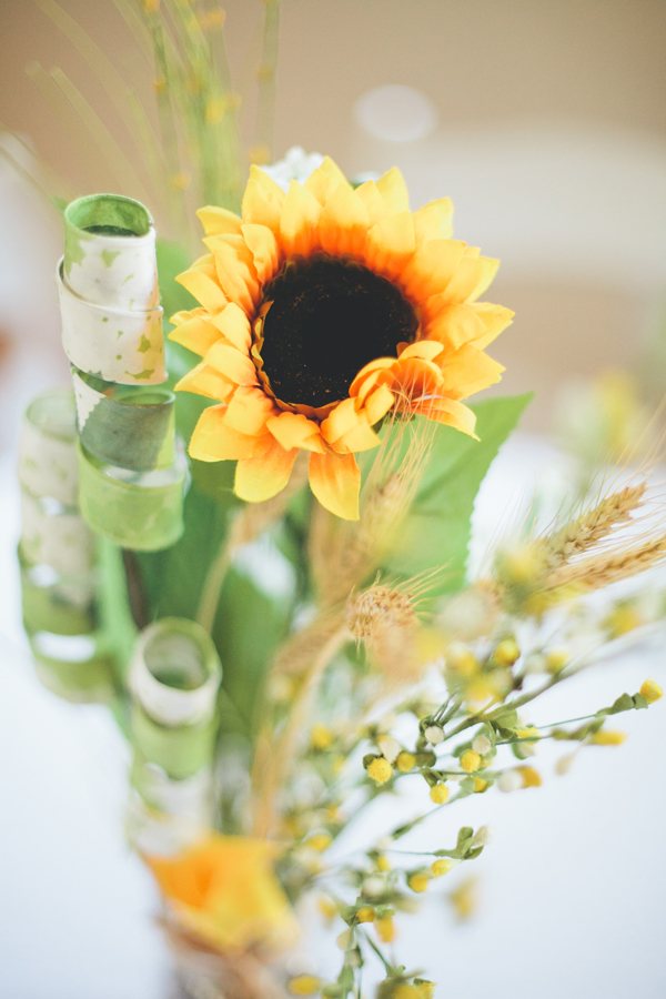 homespun-yellow-wedding-ideas