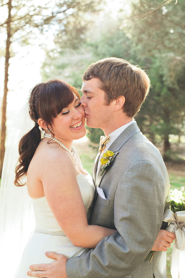 homespun-yellow-wedding-ideas