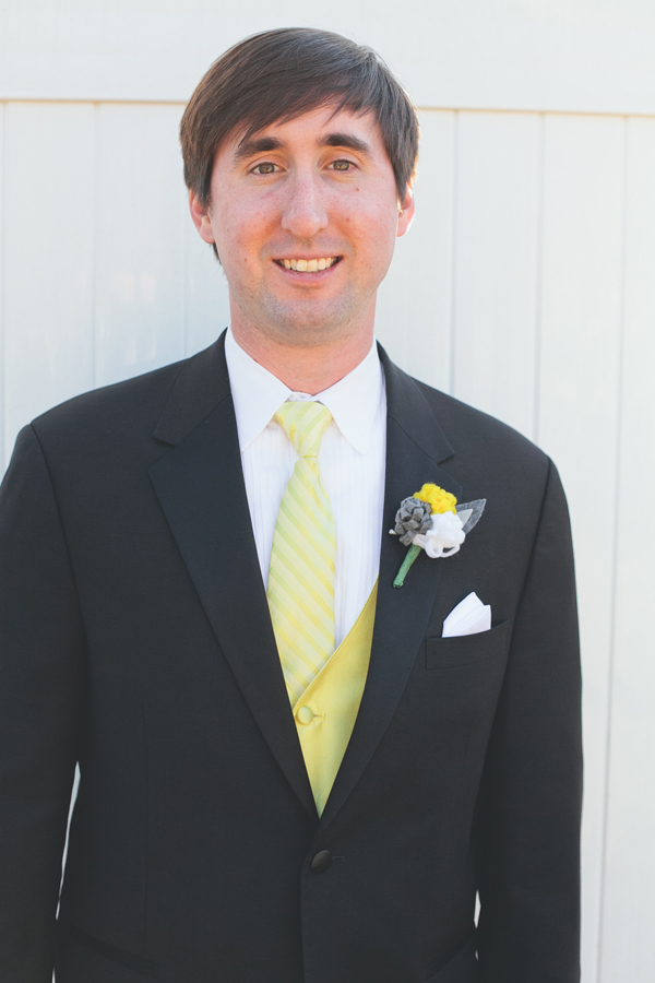 homespun-yellow-wedding-ideas
