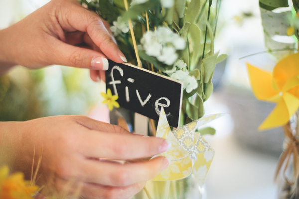 homespun-yellow-wedding-ideas