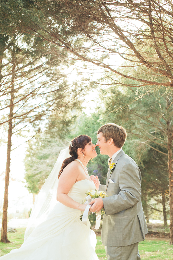 homespun-yellow-wedding-ideas