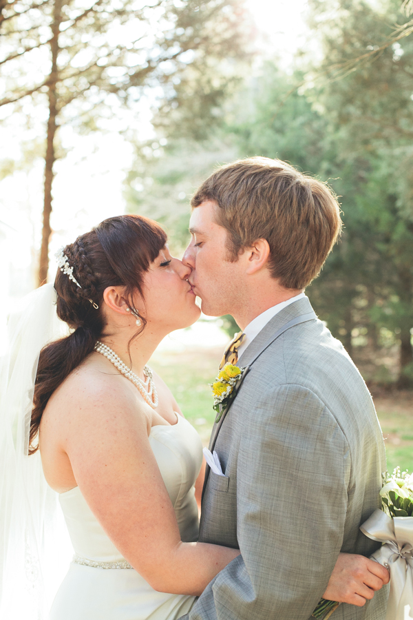 homespun-yellow-wedding-ideas