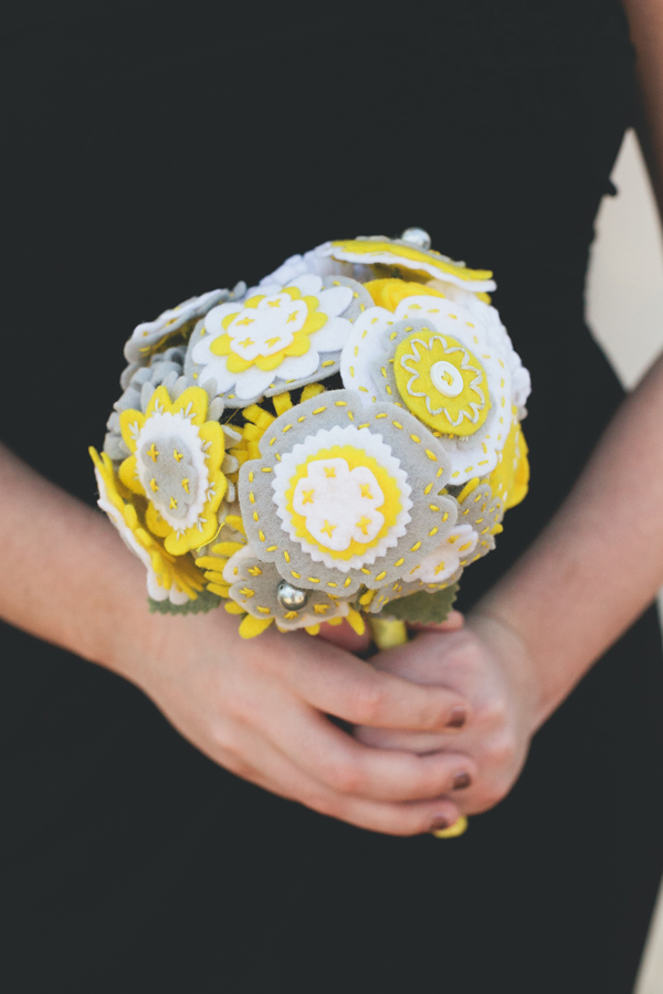 homespun-yellow-wedding-ideas