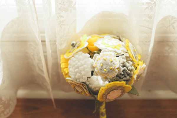 homespun-yellow-wedding-ideas