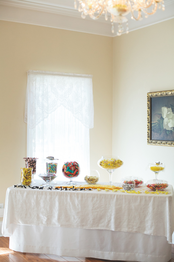 homespun-yellow-wedding-ideas