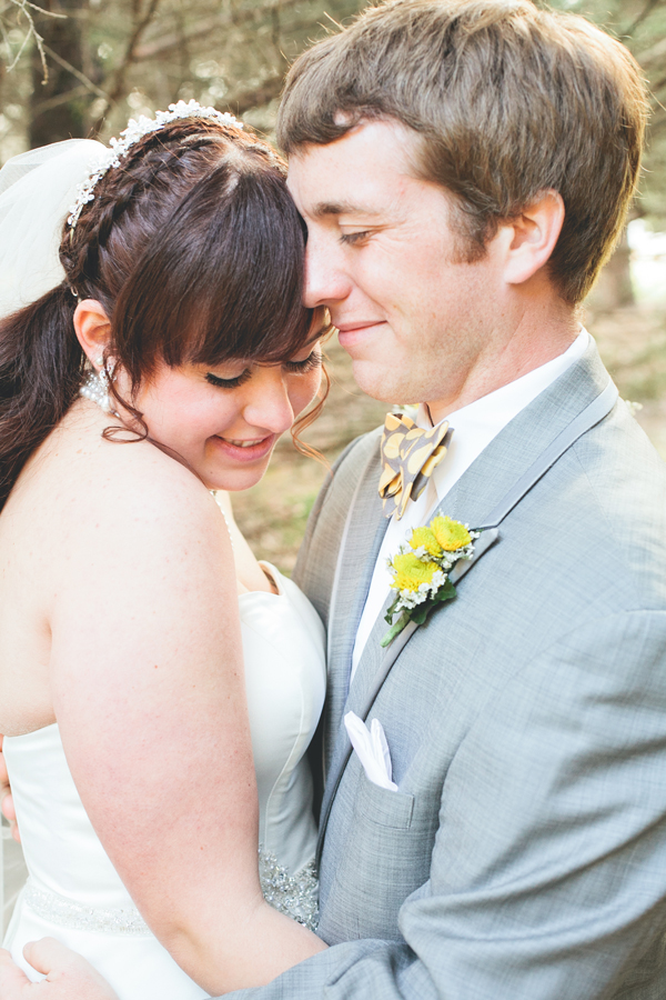homespun-yellow-wedding-ideas