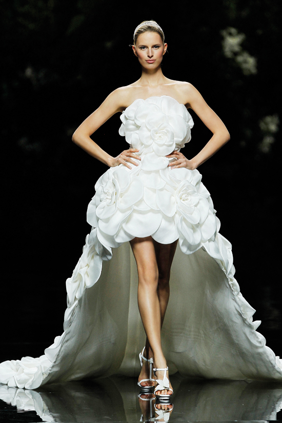 pronovias-2013-fashion-show