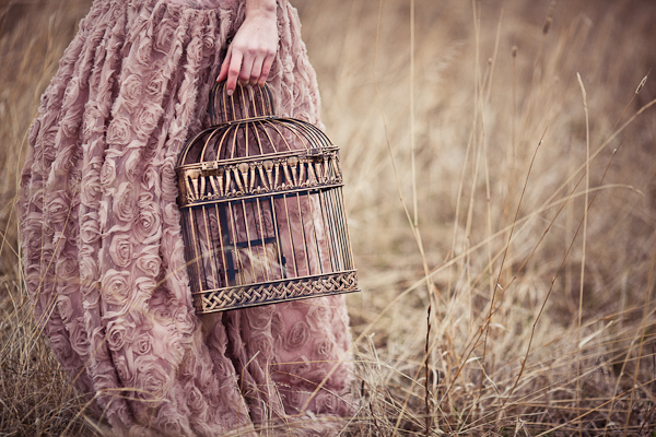shabby-chic-engagement-session