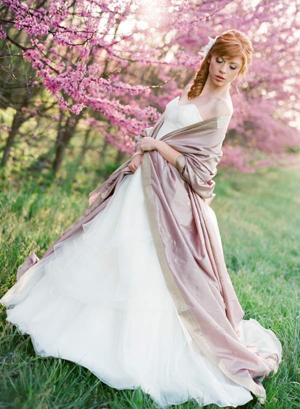 spring-bridal-session