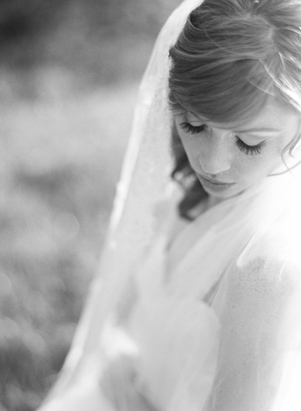 spring-bridal-session
