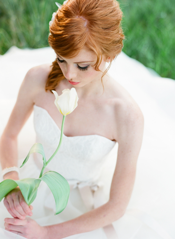 spring-bridal-session