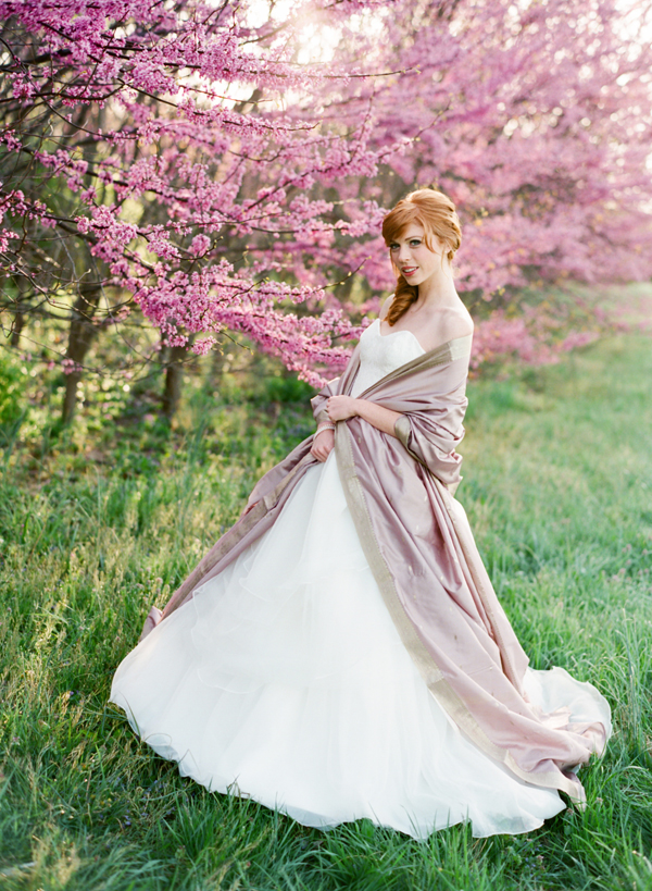 spring-bridal-session