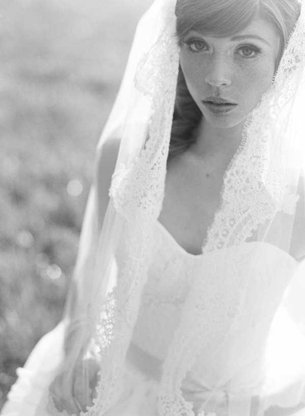 spring-bridal-session