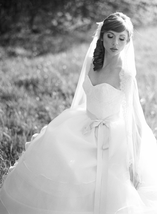 spring-bridal-session