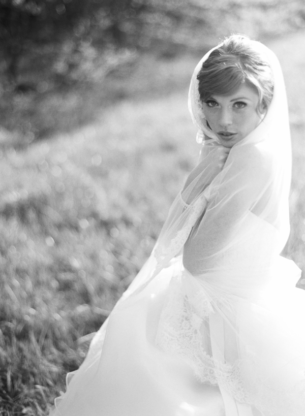 spring-bridal-session