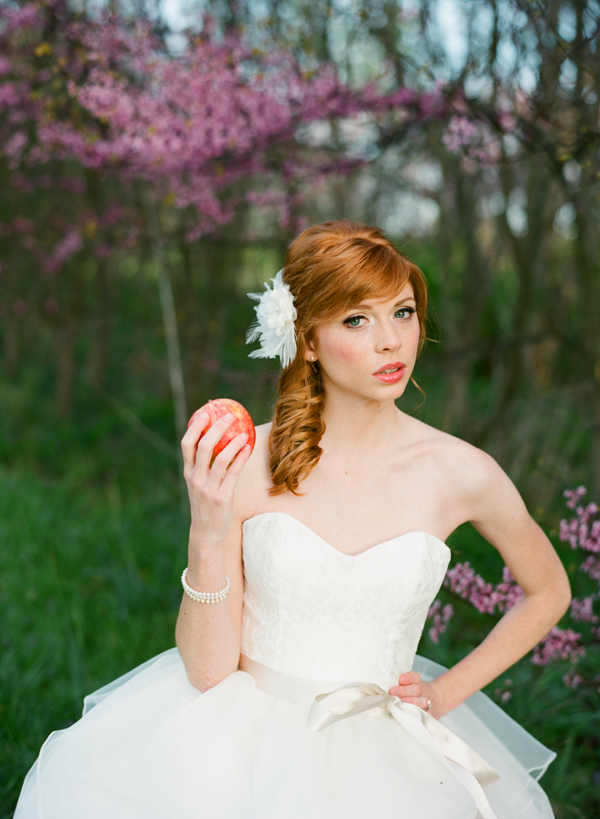 spring-bridal-session