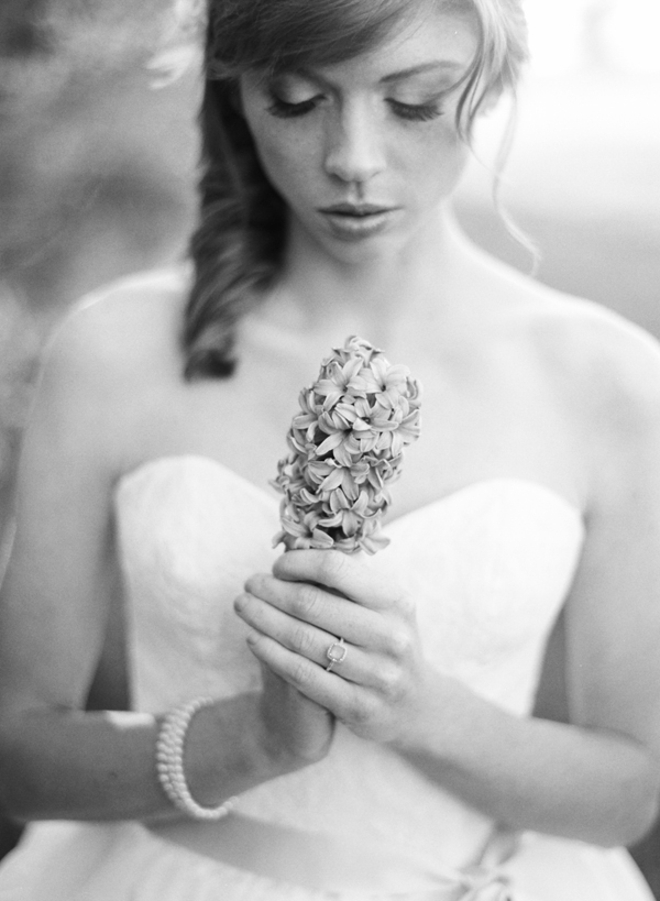 spring-bridal-session