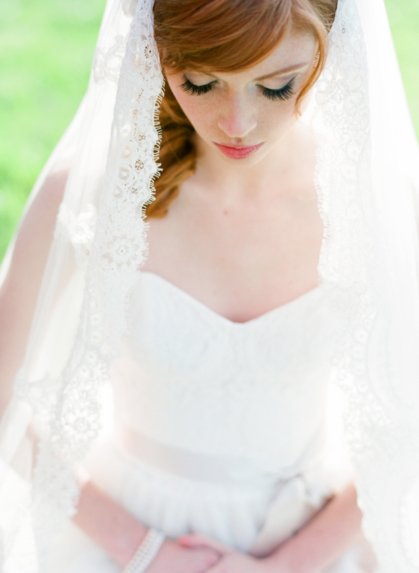 spring-bridal-session