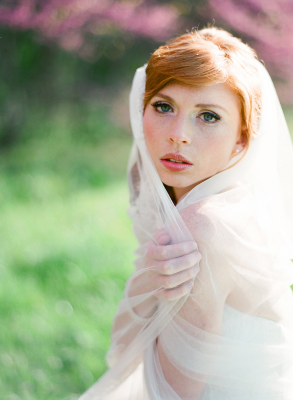 spring-bridal-session