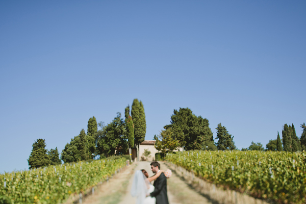 tuscany-countryside-wedding