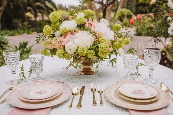 vintage-garden-wedding-ideas-at-haiku