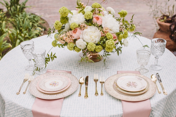 vintage-garden-wedding-ideas-at-haiku