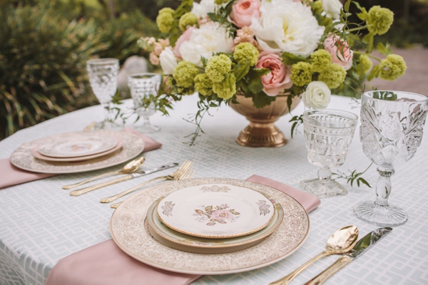 vintage-garden-wedding-ideas-at-haiku