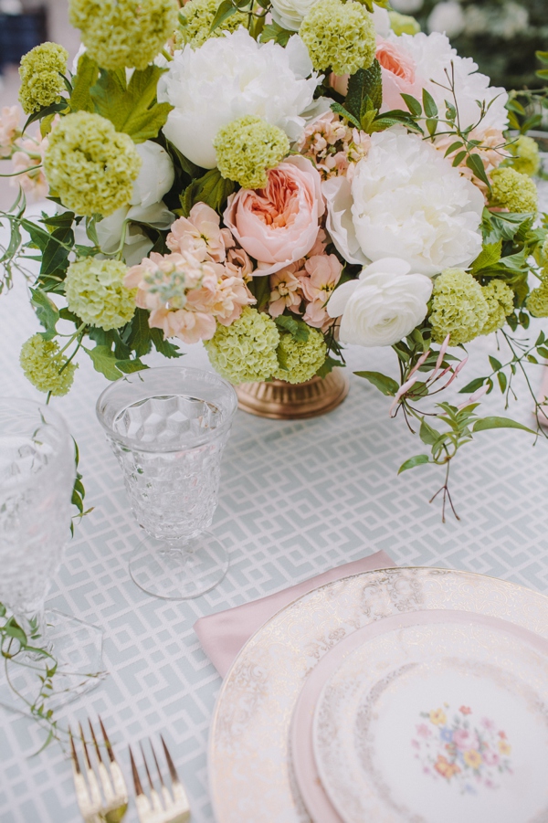 vintage-garden-wedding-ideas-at-haiku