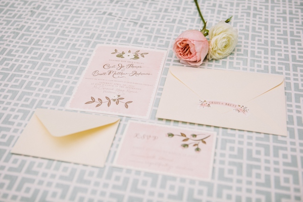 vintage-garden-wedding-ideas-at-haiku