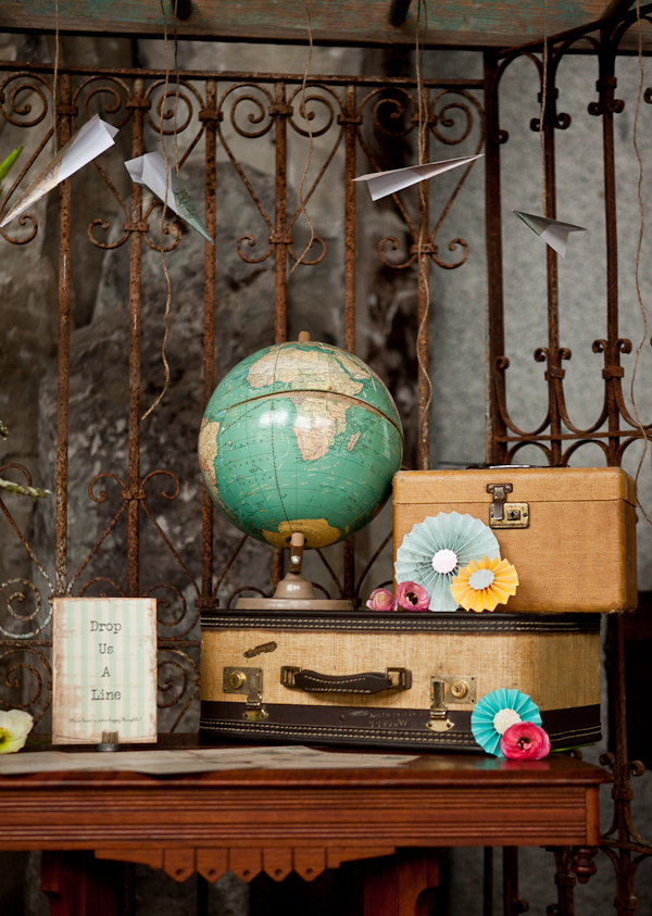 vintage-travel-wedding-ideas