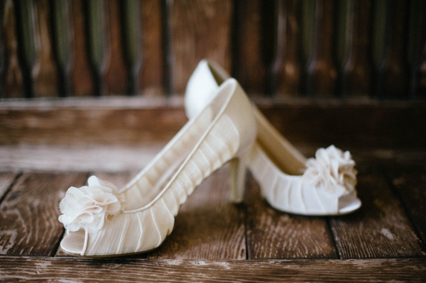 a-yellow-bumble-bee-wedding