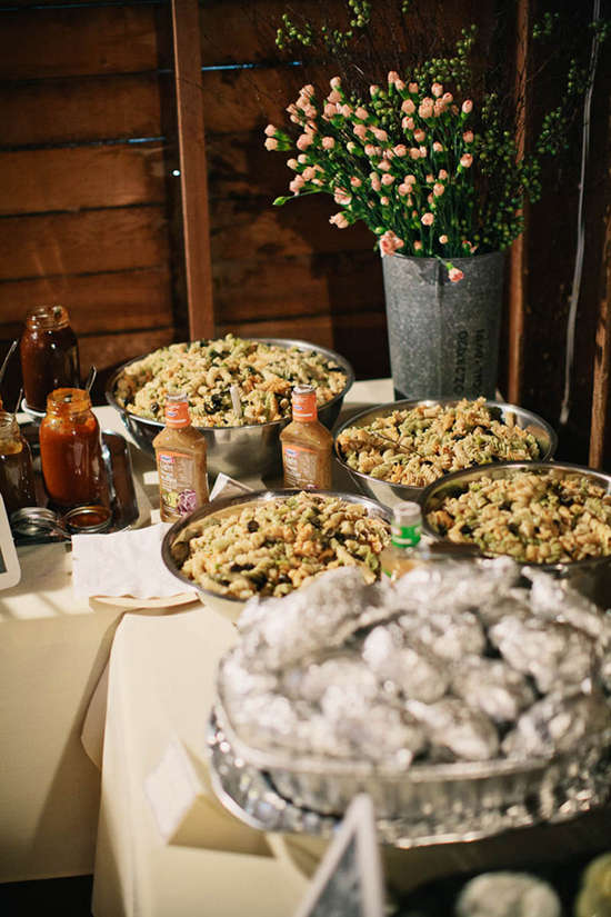an-oregon-barn-yard-wedding