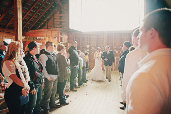an-oregon-barn-yard-wedding