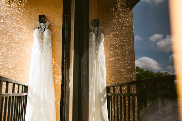 classic-and-hip-wedding-from-kallima