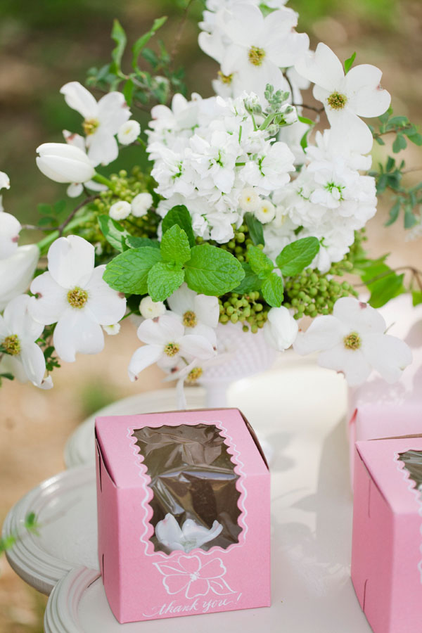 dogwood-wedding-inspiration