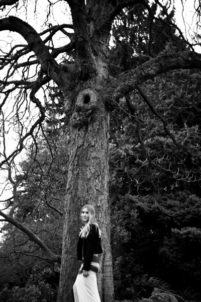 hip-and-stylish-engagement-shoot-from