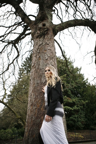 hip-and-stylish-engagement-shoot-from
